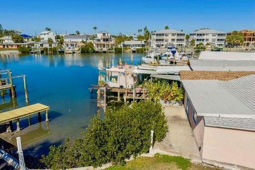 50 137th Avenue Cir, Madeira Beach, FL, 33708-2504 | Card Image