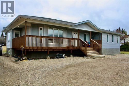 103 2nd Ave W, Marsden, SK, S0M1P0 | Card Image