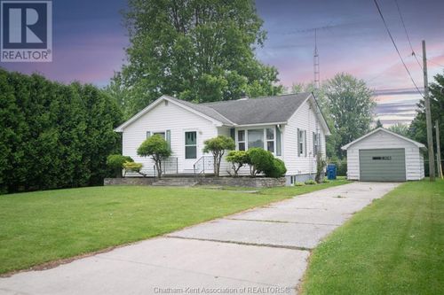 187 Holden St, Dresden, ON, N0P1M0 | Card Image