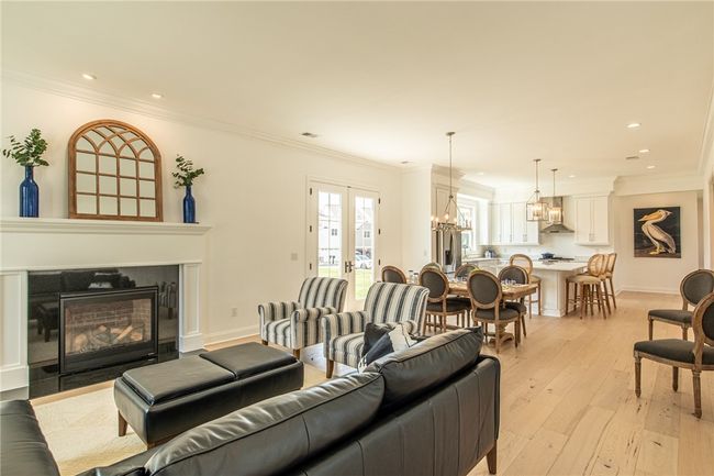 39 2 Nd St, House other with 4 bedrooms, 5 bathrooms and 3 parking in Oakmont PA | Image 12