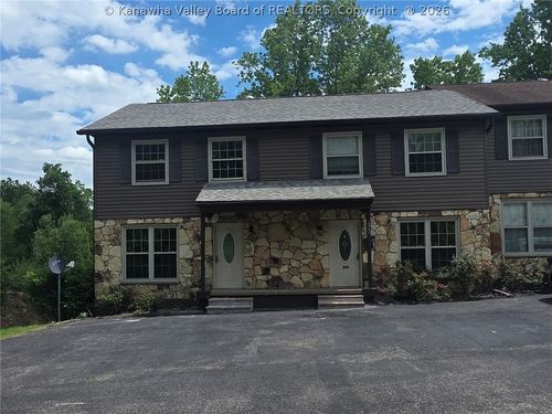 319 Berry Ln, Barboursville, WV, 25504-7085 | Card Image