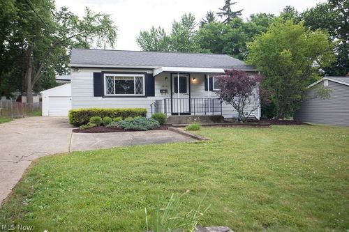 3894 Cannon Road, Youngstown, OH, 44515 | Card Image