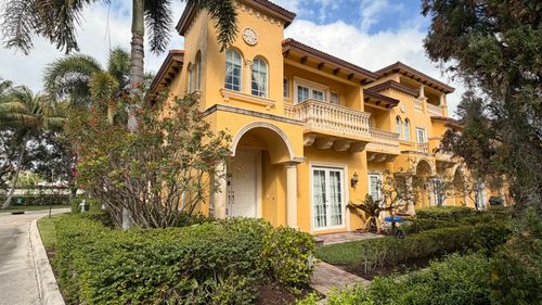 210 Ne 69th Cir, Boca Raton, FL, 33487-1630 | Card Image