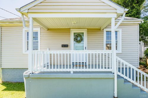 403 Polk St, Lynchburg, VA, 24504-2812 | Card Image