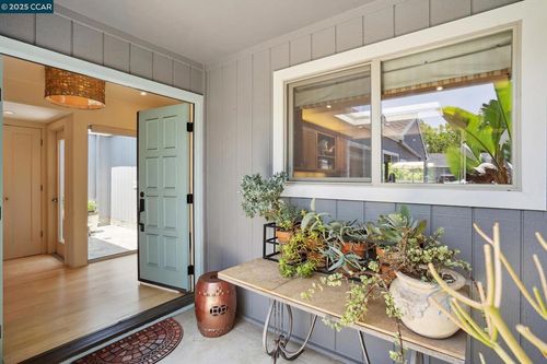 1988 Saint George Rd, Danville, CA, 94526-6238 | Card Image