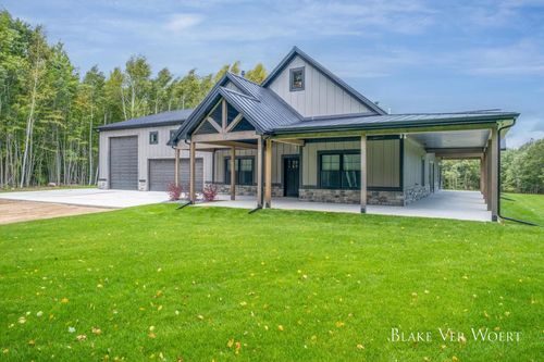 1398 12 Mile Rd, Remus, MI, 49340-9508 | Card Image