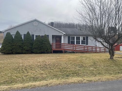6426 Baptist Valley Rd, North Tazewell, VA, 24630-8619 | Card Image