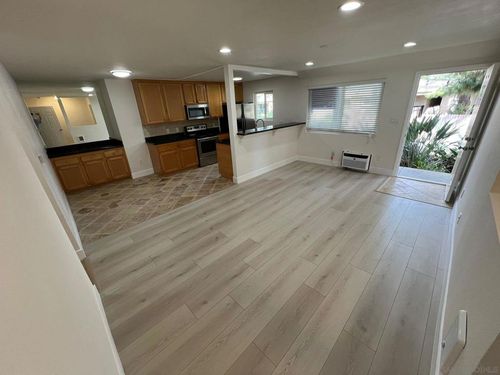 unit-d8-9860 Dale Ave, Spring Valley, CA, 91977-2433 | Card Image
