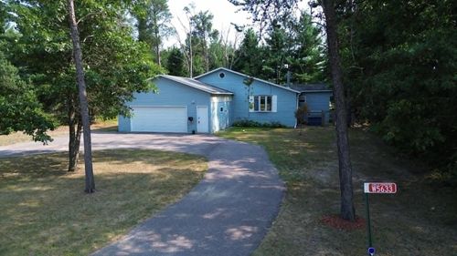 W5633 Deer Park Dr, New Lisbon, WI, 53950-9658 | Card Image