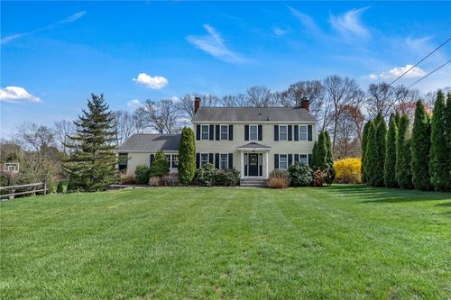 55 Lonesome Pine Rd, Cumberland, RI, 02864-4723 | Card Image