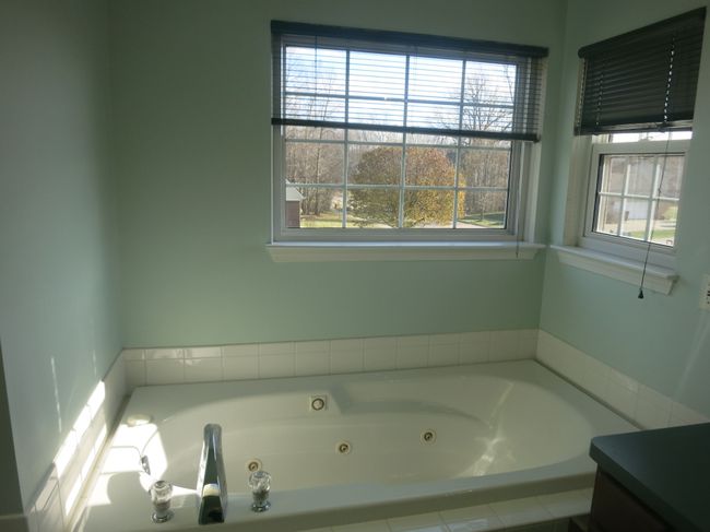 47000 Harbour Pointe Ct, House other with 4 bedrooms, 3 bathrooms and null parking in Van Buren Twp MI | Image 22