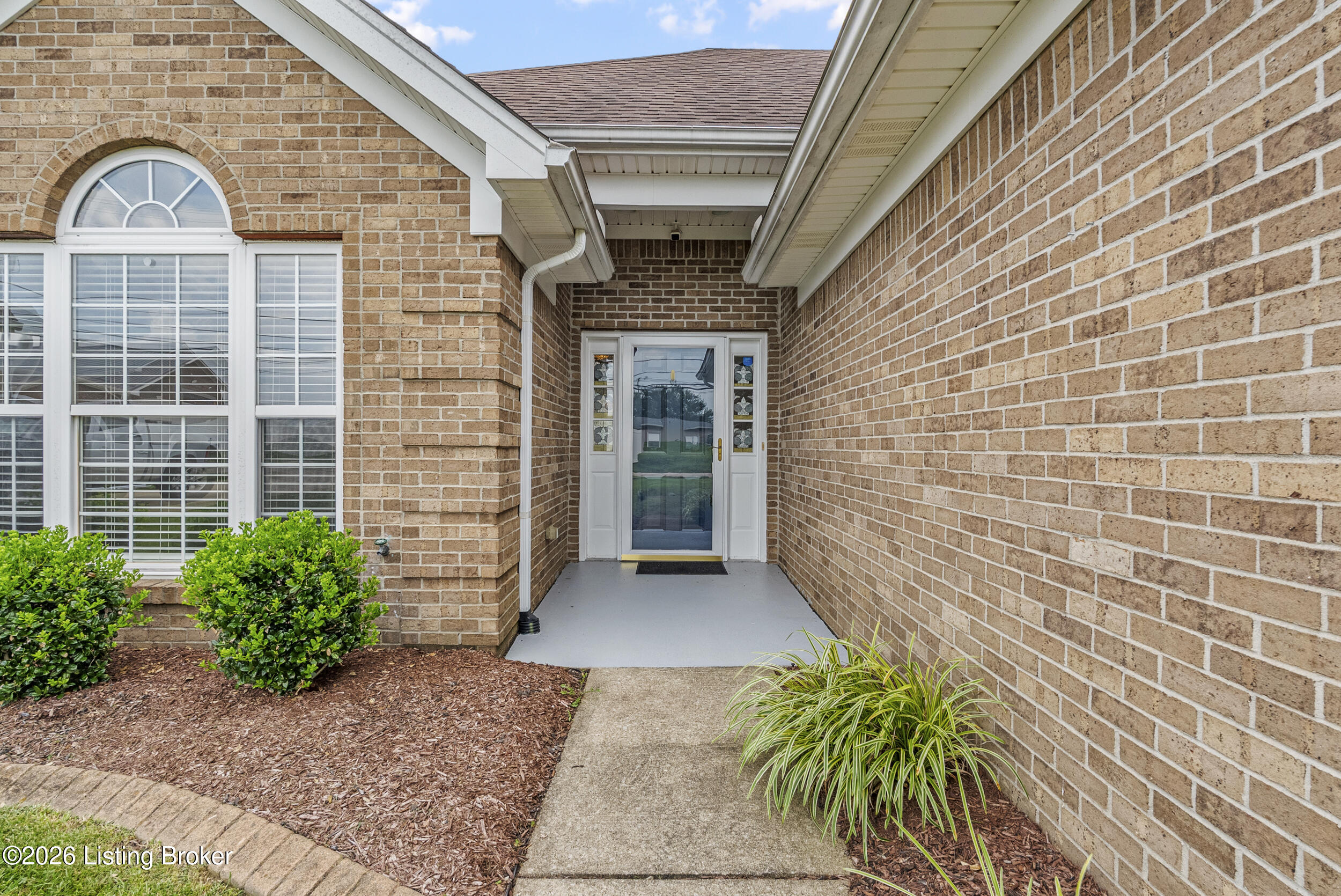 Residential in Mt Washington 4
