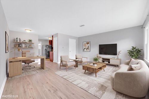 3-1111 Holiday Ln, Des Plaines, IL, 60016-5617 | Card Image