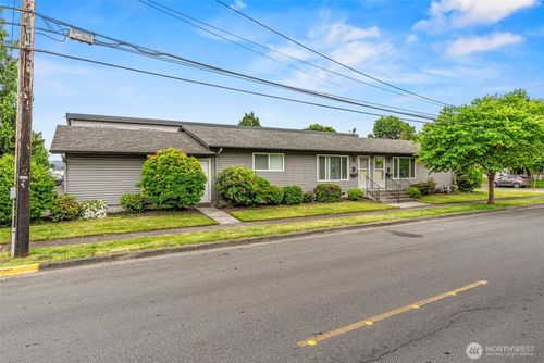733 Delaware St, Longview, WA, 98632-2609 | Card Image