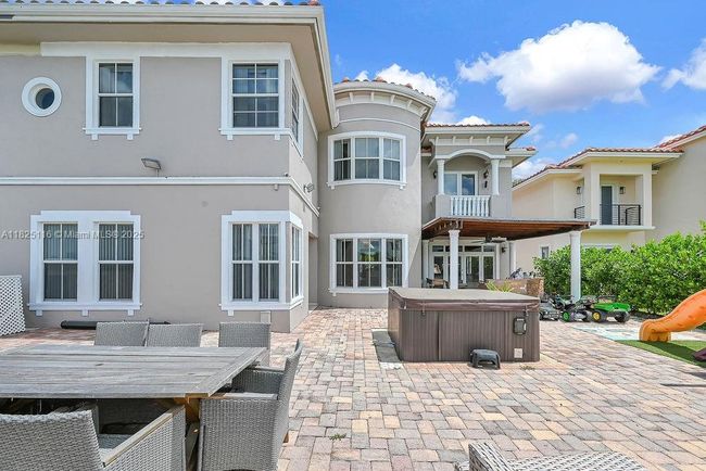3521 Forest View Cir, House other with 5 bedrooms, 5 bathrooms and null parking in Fort Lauderdale FL | Image 57
