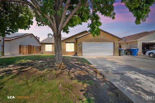 3400 Tori Lorene Ave, Bakersfield, CA, 93313-5419 | Card Image
