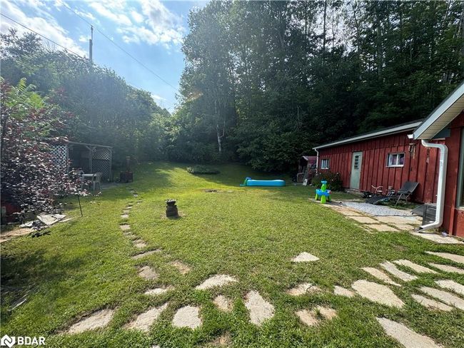 4932 25 Th Sideroad, House other with 2 bedrooms, 1 bathrooms and 2 parking in Thornton ON | Image 4