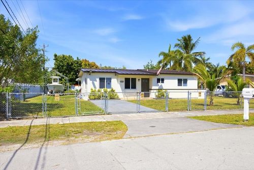 14375 285th St, Homestead, FL, 33033-1746 | Card Image