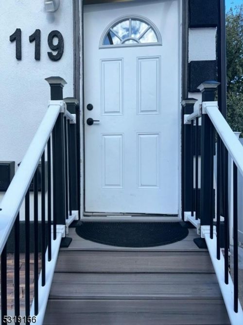1-119 Columbus Pl, Roselle Park, NJ, 07204-1810 | Card Image
