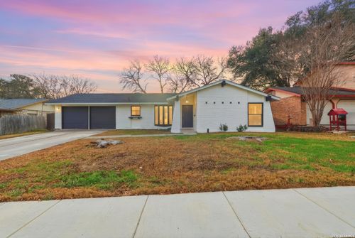 6026 Patrick Henry St, San Antonio, TX, 78233-5221 | Card Image