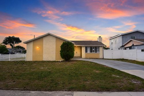 8235 Donaldson Drive, Tampa, FL, 33615 | Card Image