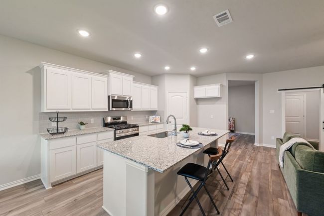 3521 Columbus St, House other with 3 bedrooms, 2 bathrooms and null parking in Gainesville TX | Image 12