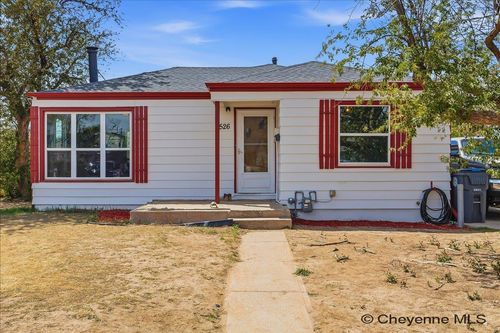 1526 Oak Ct, Cheyenne, WY, 82001-5524 | Card Image