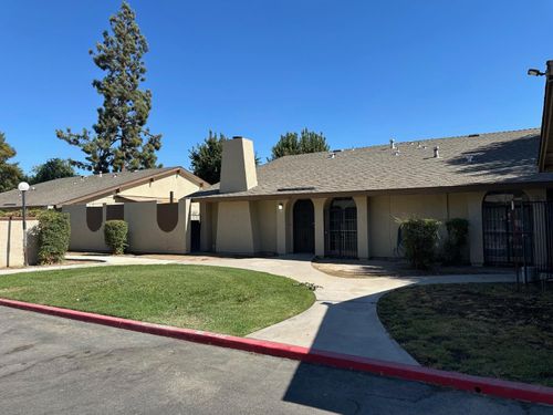 apt-102-372 S Argyle Ave, Fresno, CA, 93727-4400 | Card Image
