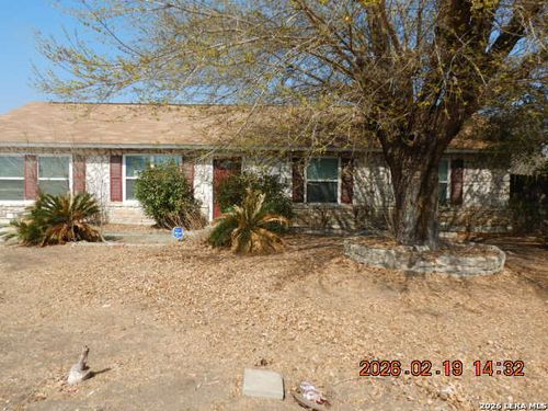 5875 Castle Lk, San Antonio, TX, 78218-4123 | Card Image