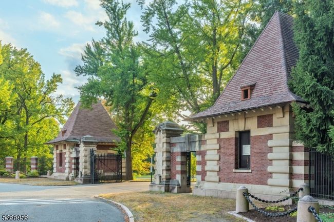 APT-6B - 375 Mount Prospect Ave, Townhouse with 3 bedrooms, 2 bathrooms and null parking in Newark NJ | Image 33