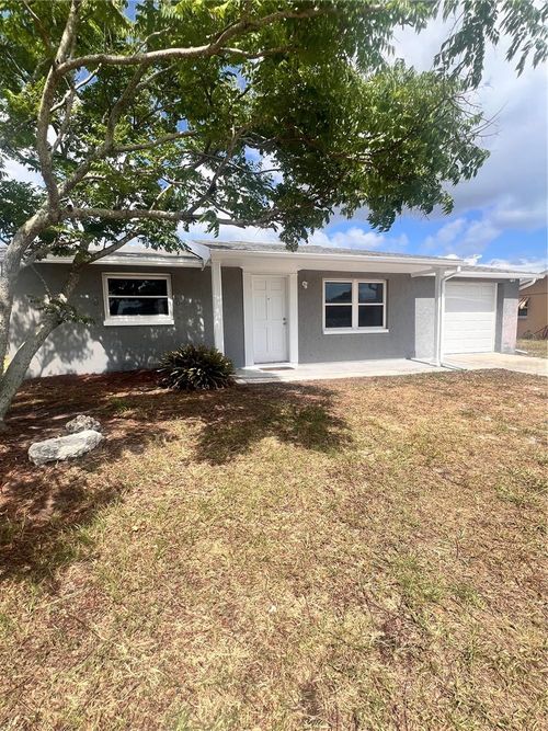 9910 Lake Chrise Ln, PORT RICHEY, FL, 34668-4023 | Card Image