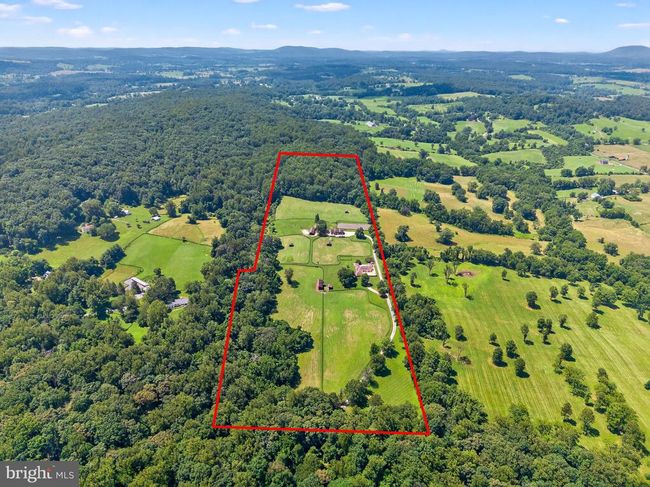 6289 Coon Tree Rd, House other with 2 bedrooms, 3 bathrooms and null parking in THE PLAINS VA | Image 5