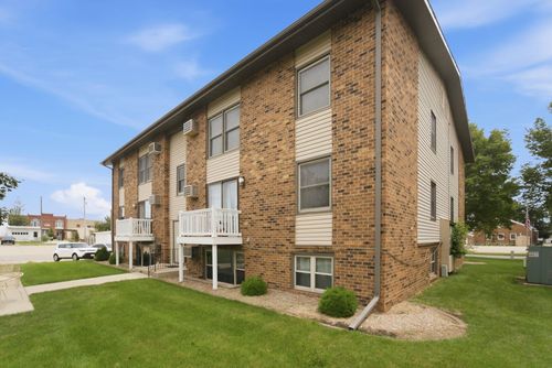 i-505 Chestnut Street, LaPorte City, IA, 50651 | Card Image