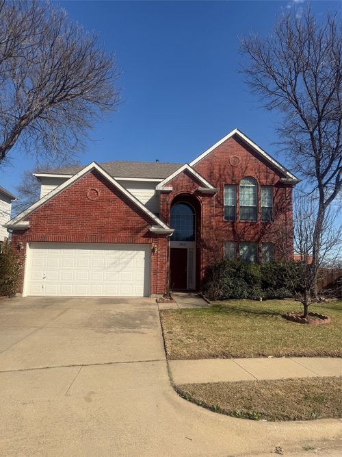 2004 Golden Oak Dr, Bedford, TX, 76021-6182 | Card Image