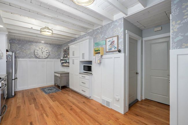 Kitchen | Image 10