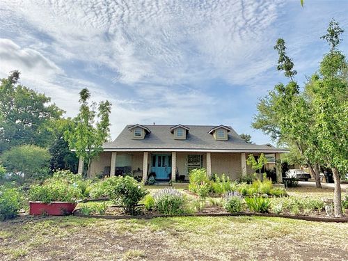 900 Williamson Rd, Kyle, TX, 78640-3999 | Card Image