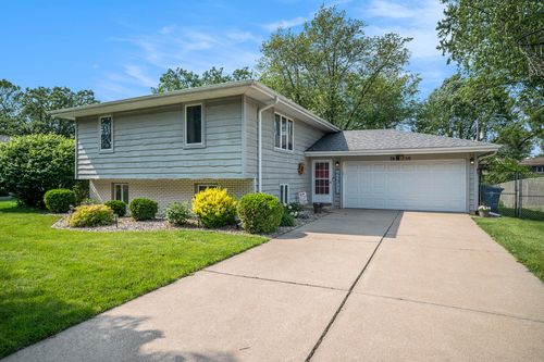 7650 W 84th Pl, Crown Point, IN, 46307-9052 | Card Image