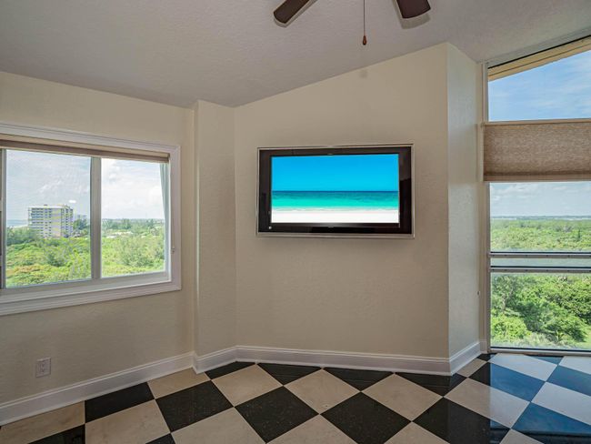 PH6 - 3870 N Highway A1a, Condo with 2 bedrooms, 2 bathrooms and null parking in Hutchinson Island FL | Image 37
