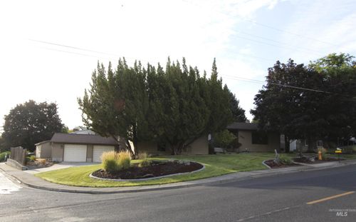 2307 14th St, Lewiston, ID, 83501-3974 | Card Image