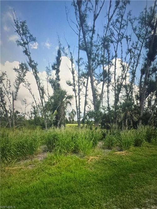 3666 Stabile Rd, SAINT JAMES CITY, FL, 33956 | Card Image