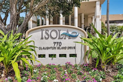 apt-1614-770 Claughton Island Dr, Miami, FL, 33131-2631 | Card Image