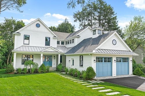 22 Priscilla Cir, Wellesley, MA, 02481-5311 | Card Image