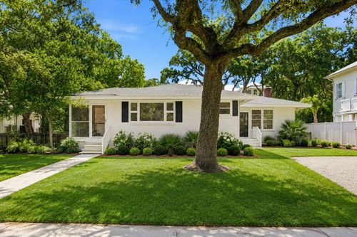 8 William St, Mount Pleasant, SC, 29464-5040 | Card Image