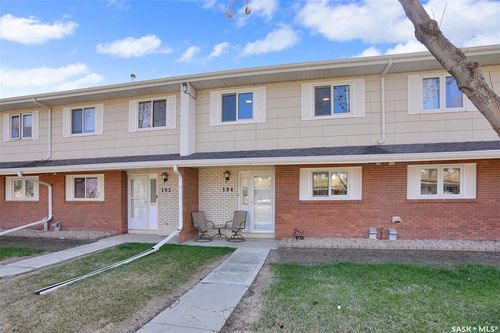 194 Plainsview Drive, Regina, SK, S4S6L2 | Card Image