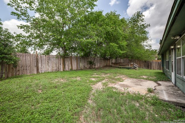 10111 Mission Crk, House other with 3 bedrooms, 2 bathrooms and null parking in Converse TX | Image 23