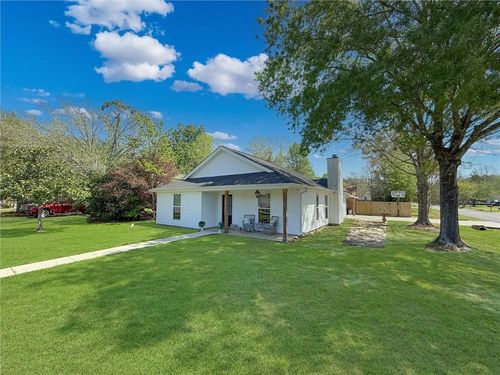 101 Saint John Cir, Covington, LA, 70433-1582 | Card Image