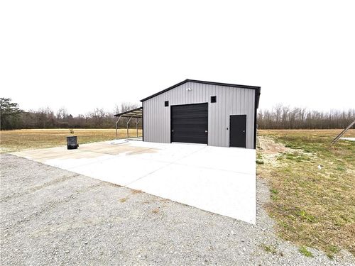 5165 Hinsons Xrds, Fair Bluff, NC, 28439 | Card Image