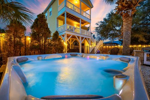 122 Rainbow Dr, Murrells Inlet, SC, 29576-8703 | Card Image