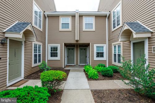 1607 Society Pl, NEWTOWN, PA, 18940-3225 | Card Image