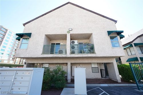 105-450 Elm Drive, Las Vegas, NV, 89169 | Card Image